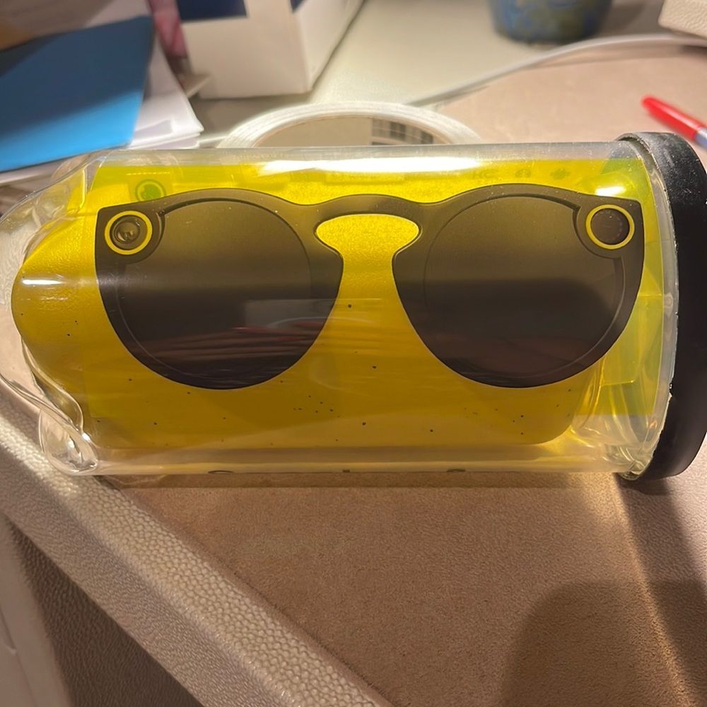 Snap spectacles